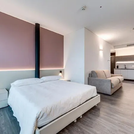 Elegant In With Air-conditioning Venise